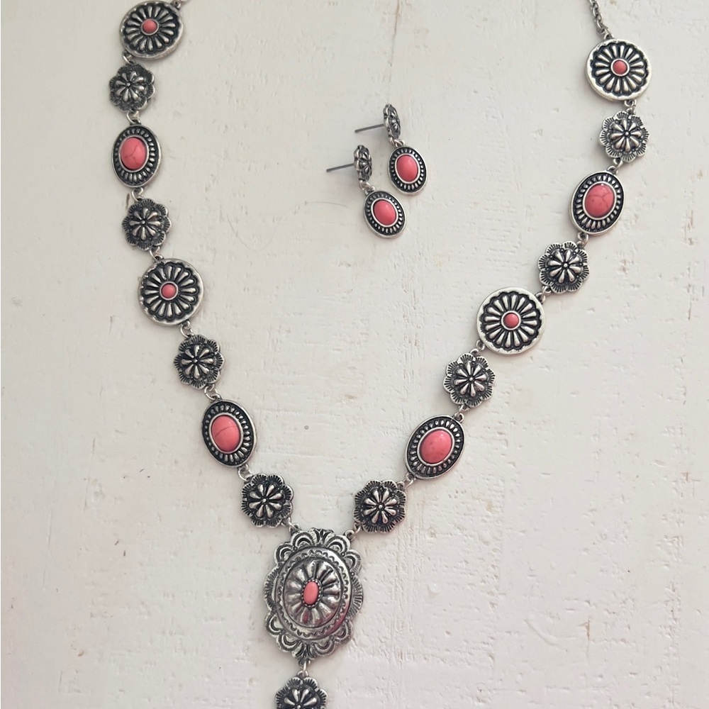 Vintage-Inspired Silver and Pink Necklace & Earring Set
